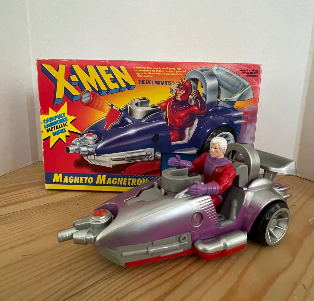 Vintage Toybiz 1994 XMen Magneto Magnetron with Original Box