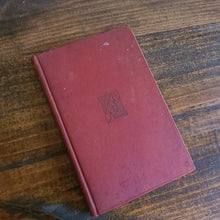 Load image into Gallery viewer, Antique 1938 New Pocket Classics Shakespeare's Macbeth Book