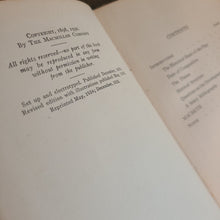 Load image into Gallery viewer, Antique 1938 New Pocket Classics Shakespeare's Macbeth Book