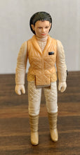 Load image into Gallery viewer, Vintage 1983 Star Wars Princess Leia Hoth Action Figure