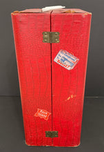 Load image into Gallery viewer, Antique 1940s Suzanne Effanbee Doll with Travel Case & Clothing