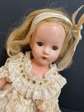 Load image into Gallery viewer, Antique 1940s Suzanne Effanbee Doll with Travel Case & Clothing