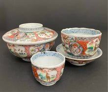 Load image into Gallery viewer, Antique Polychrome Japanese Porcelain Dinner Plate Set