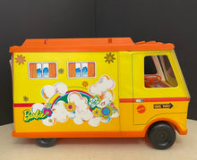 Load image into Gallery viewer, Vintage 1970 Barbie Country Camper RV