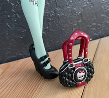 Load image into Gallery viewer, Mattel Monster High Frankie Stein Doll