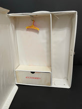 Load image into Gallery viewer, Vintage 1976 Superstar Barbie Doll Case
