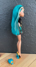 Load image into Gallery viewer, Mattel Monster High Nefera De Nile Doll
