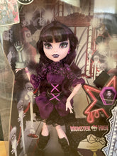 Load image into Gallery viewer, Mattel Monster High Lights Camera Action Elissabat Doll New In Box