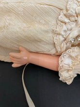 Load image into Gallery viewer, Antique 1940s Suzanne Effanbee Doll with Travel Case & Clothing