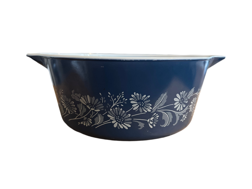 Pyrex Blue Colonial Mist 2.5 qt Casserole bowl