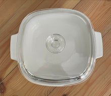 Load image into Gallery viewer, Vintage Pyrex Corningware “Spice of Life” 2 qt Casserole with Lid A-2-B

