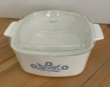 Load image into Gallery viewer, Vintage Pyrex Corningware “Blue Cornflower” 1.5 QT pan with Lid A- 1 1/2- B
