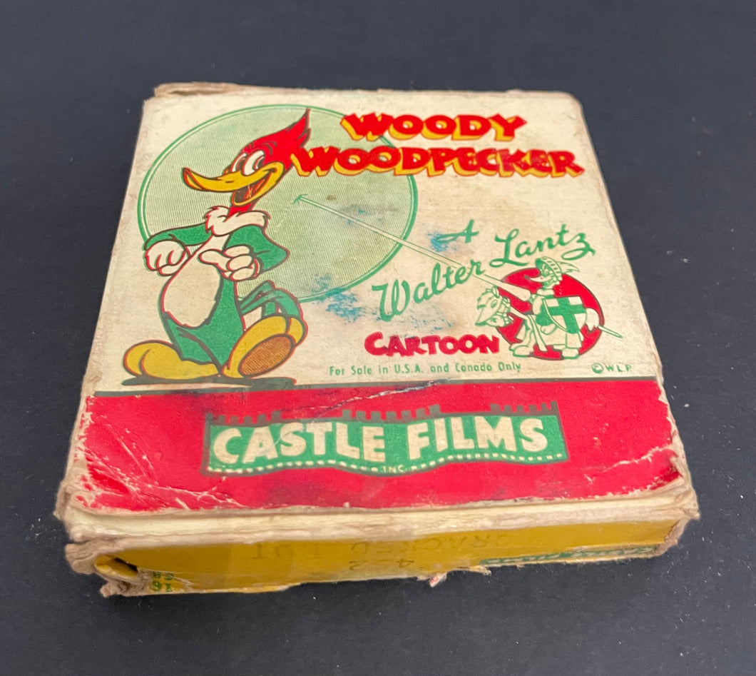 Vintage Woody Woodpecker Cracked Nut  16MM