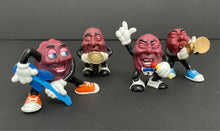 Load image into Gallery viewer, Vintage California Raisins Band Figurines
