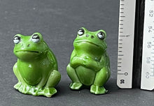 Load image into Gallery viewer, Vintage Hong Kong Porcelain Miniature Frog Figurines
