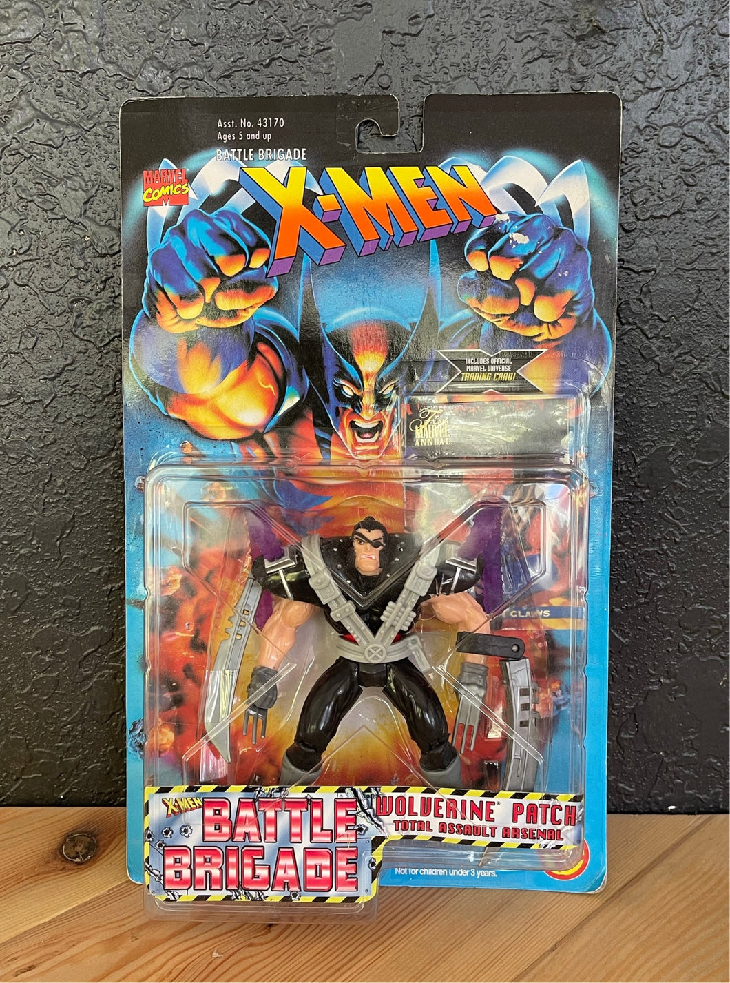 Vintage 1996 Marvel XMen Battle Brigade Wolverine New in Box