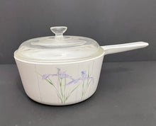 Load image into Gallery viewer, Vintage Pyrex Corningware “Shadow Iris” 1.5 L Saucepan with Lid
