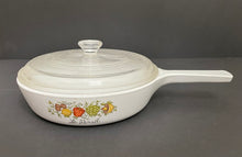 Load image into Gallery viewer, Vintage Pyrex Corningware “Spice of Life” 6.5” Sauce Fry pan with Lid
