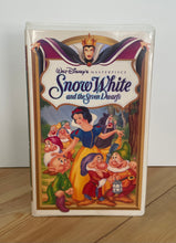 Load image into Gallery viewer, Vintage Walt Disney Masterpiece 1994 “Snow White”  #1524 VHS
