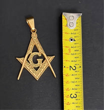 Load image into Gallery viewer, Vintage Masonic Compass Gold Tone Pendant
