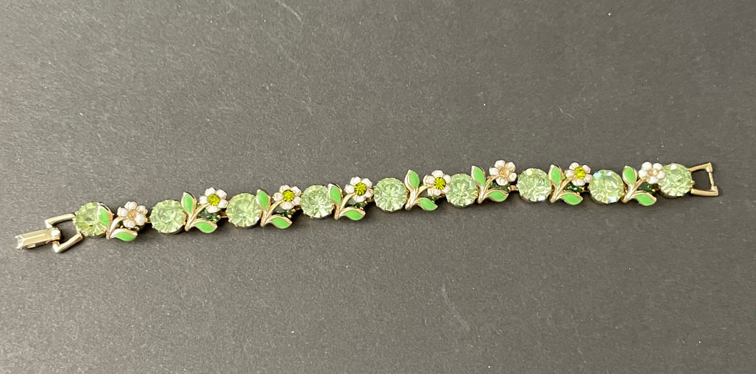 Vintage Weiss Green Stone Enamel Daisy Bracelet