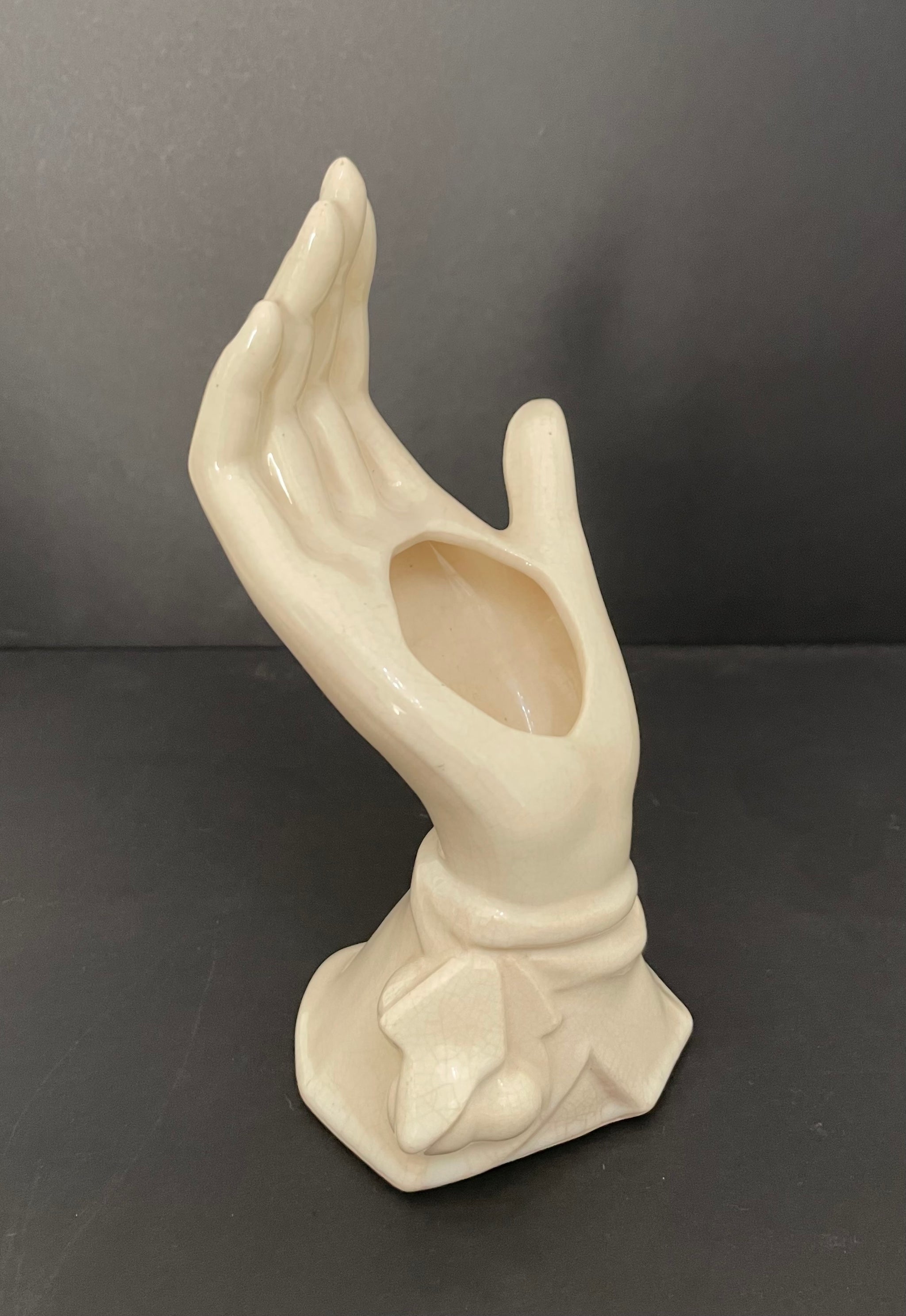 Vintage McCoy Hand Vase Vintage McCoy Hand Vase