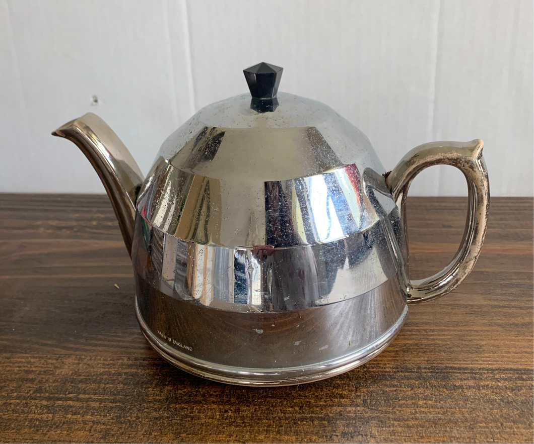 Vintage Porcelain Tea Pot with Padded Cady