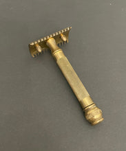 Load image into Gallery viewer, Vintage 1940s Gillette Gold Tech De Ball End Safety Razor With Razor Case
