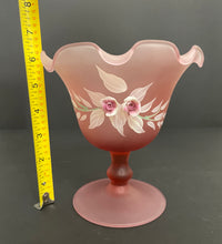 Load image into Gallery viewer, Vintage Italian Stelvia Fatto Mano Pink Satin Glass Compote
