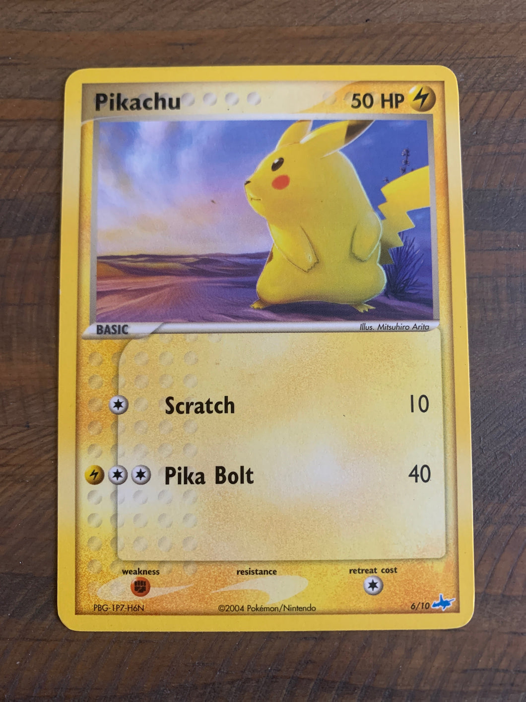 2004 Pikachu Pokémon Trading Card