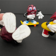Load image into Gallery viewer, Vintage California Raisins Funtimes Figurines
