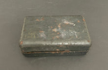 Load image into Gallery viewer, Vintage 1940s Gillette Gold Tech De Ball End Safety Razor With Razor Case
