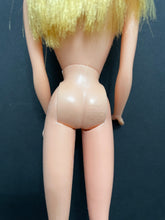 Load image into Gallery viewer, BEAUTIFUL Vintage 1970s Barbie European Standard Steffie Face Doll

