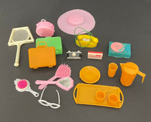 Load image into Gallery viewer, Vintage 1970s Barbie Accessories
