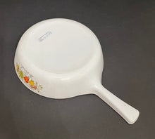 Load image into Gallery viewer, Vintage Pyrex Corningware “Spice of Life” 6.5” Sauce Fry pan with Lid
